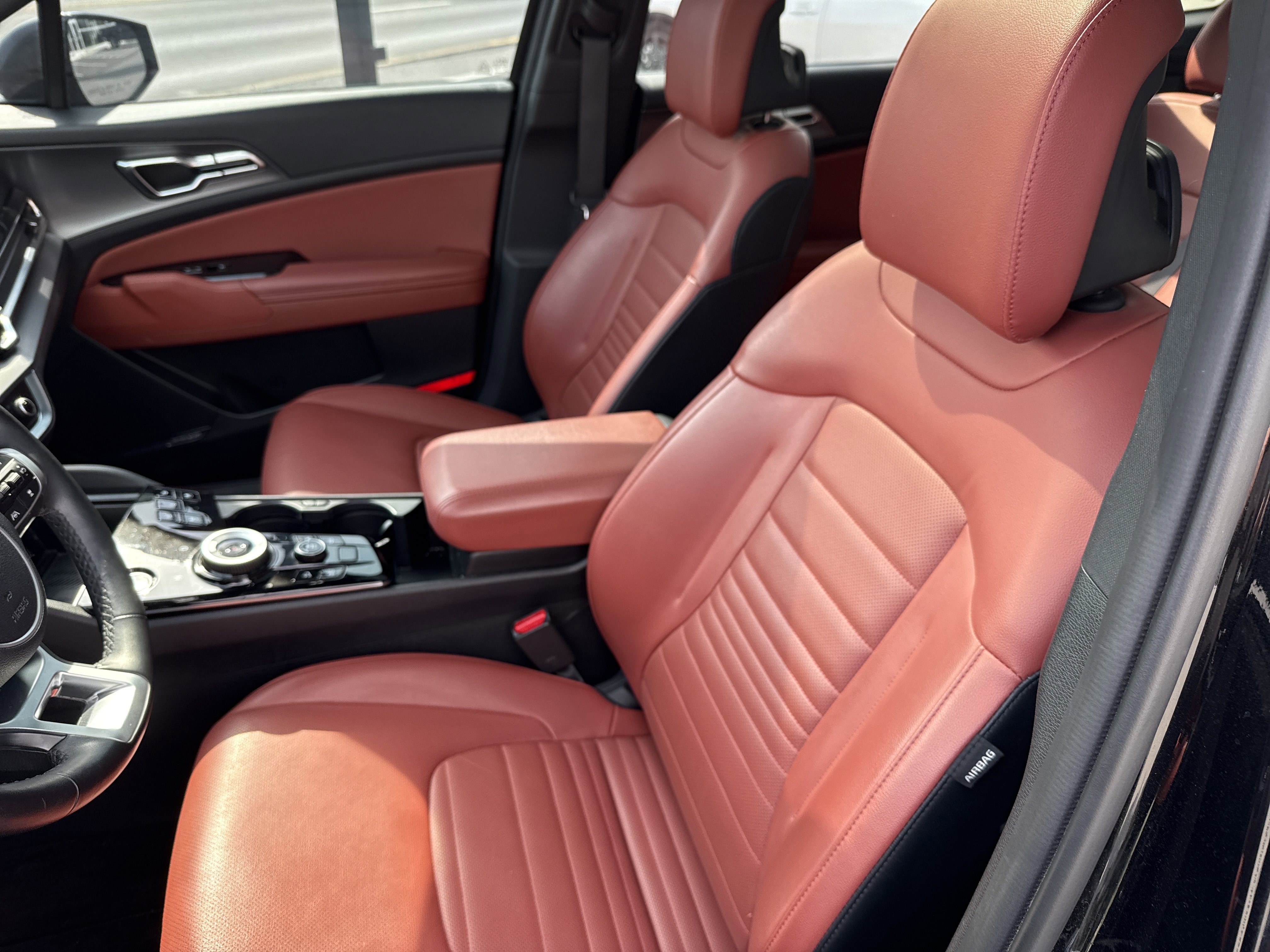 Used 2023 Kia Sportage SX Prestige image 12