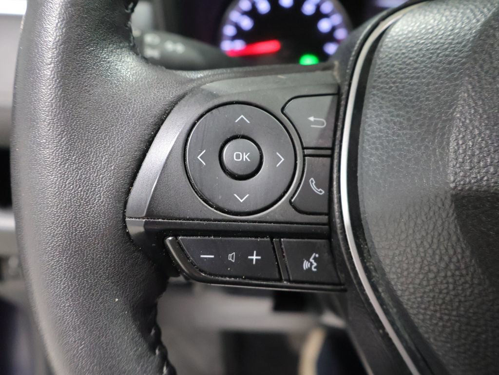Used 2022 Toyota RAV4 XLE w/ Convenience Package AWD/4WD image 37
