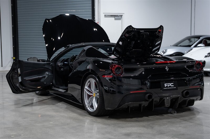 Used 2018 Ferrari 488 Spider RWD image 39