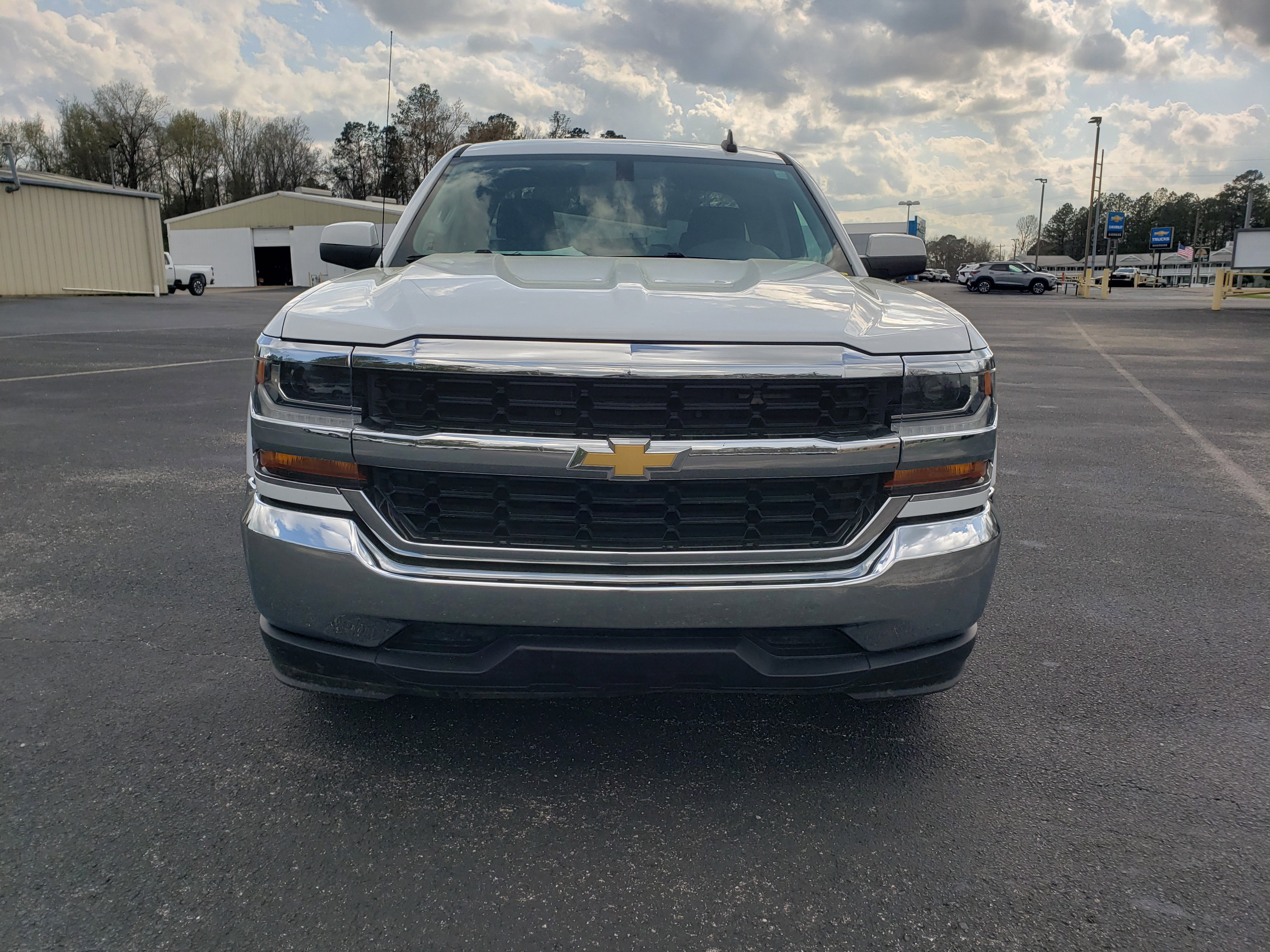 Used 2018 Chevrolet Silverado 1500 LT image 29