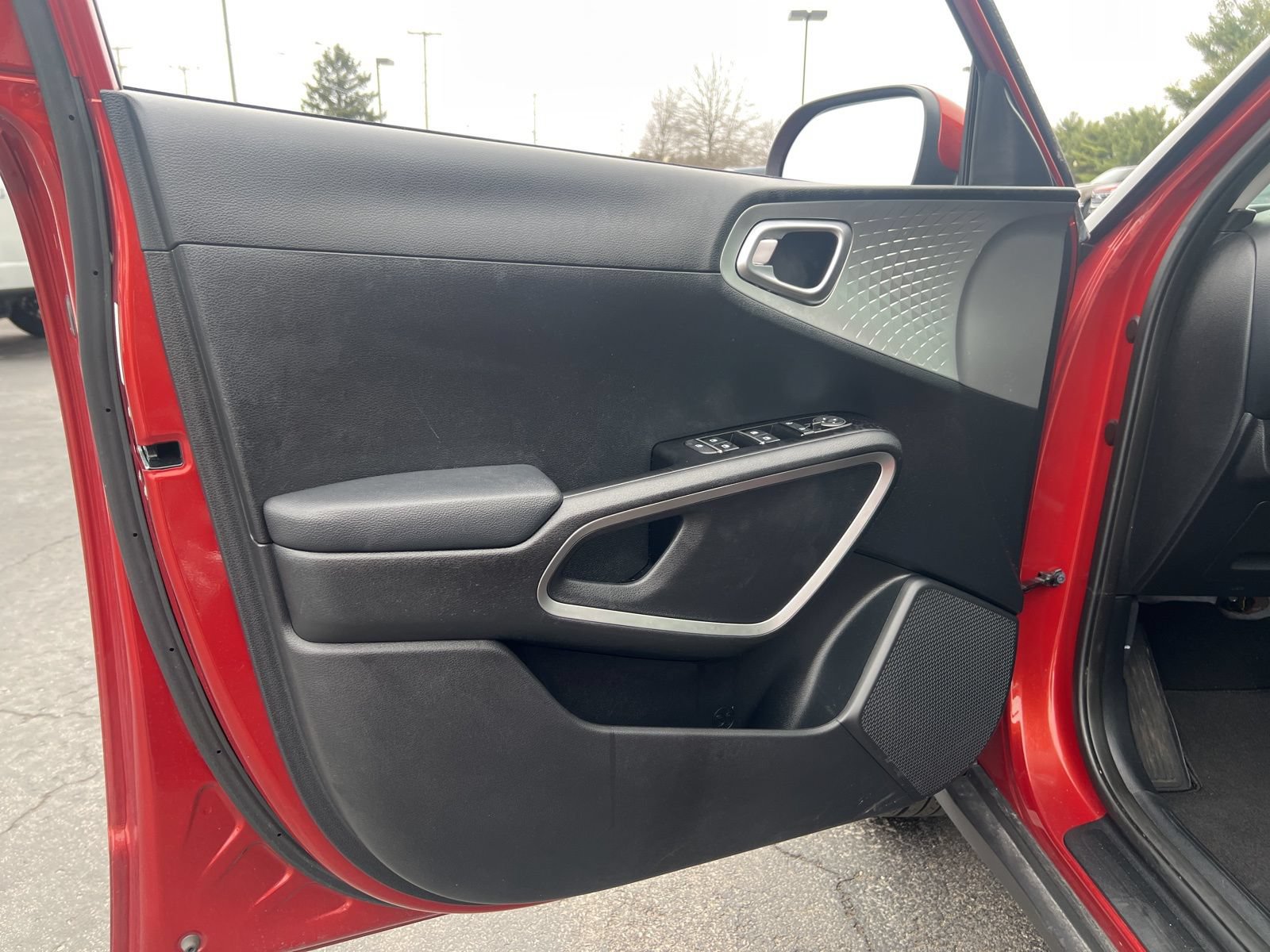 Used 2023 Kia Soul LX FWD image 11
