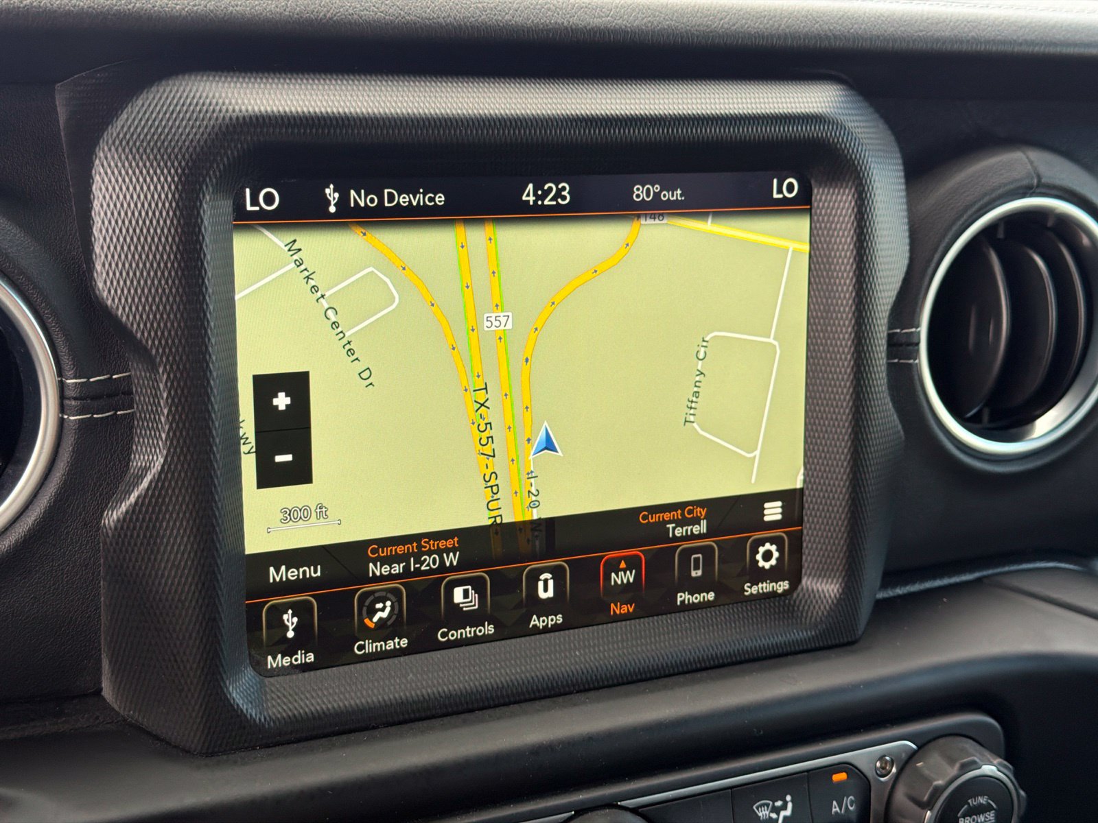 Used 2023 Jeep Wrangler Unlimited Sahara w/ Safety Group AWD/4WD image 23