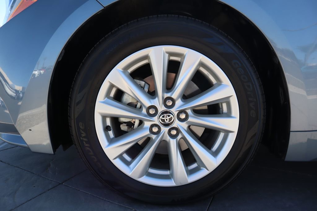 Certified 2023 Toyota Corolla LE image 32