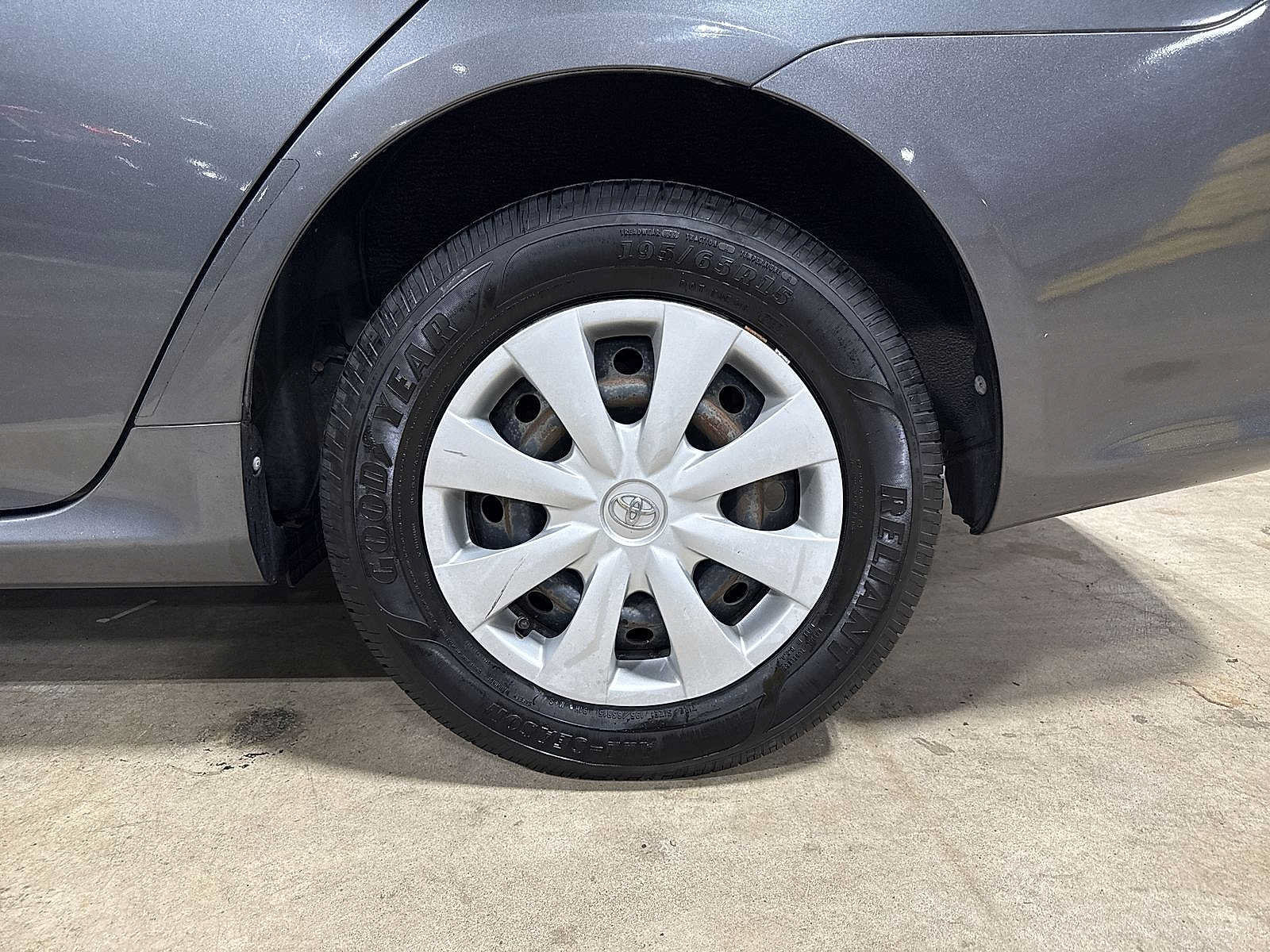 Used 2010 Toyota Corolla LE w/ All Weather Guard Pkg FWD image 10