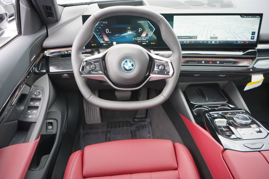 Used 2025 BMW i5 eDrive40i w/ Premium Package image 16