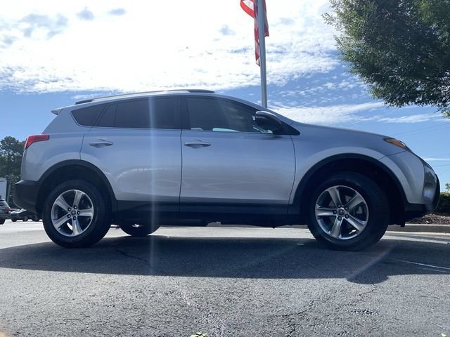 Used 2015 Toyota RAV4 XLE AWD/4WD image 9