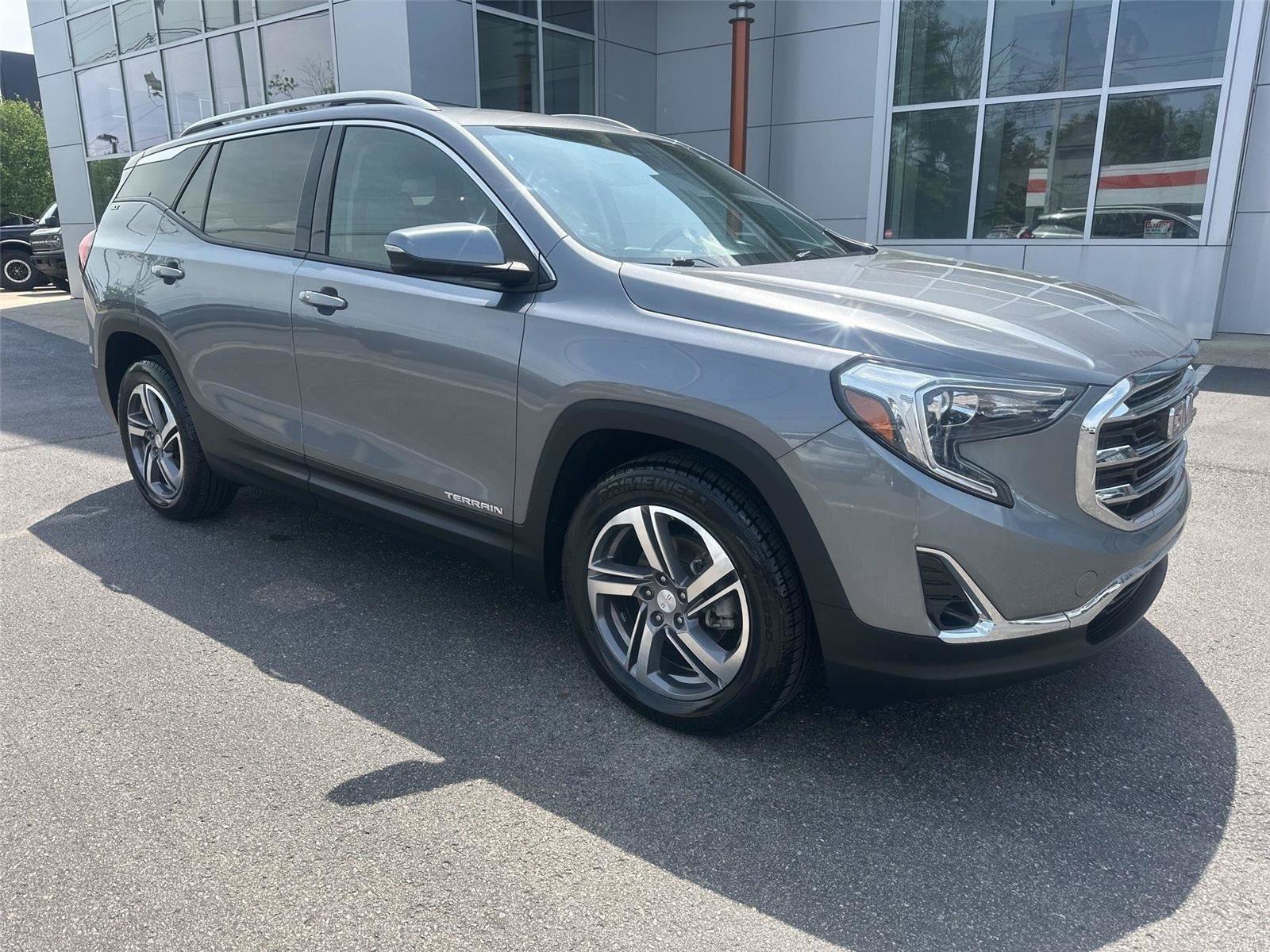 Used 2020 GMC Terrain SLT FWD image 3