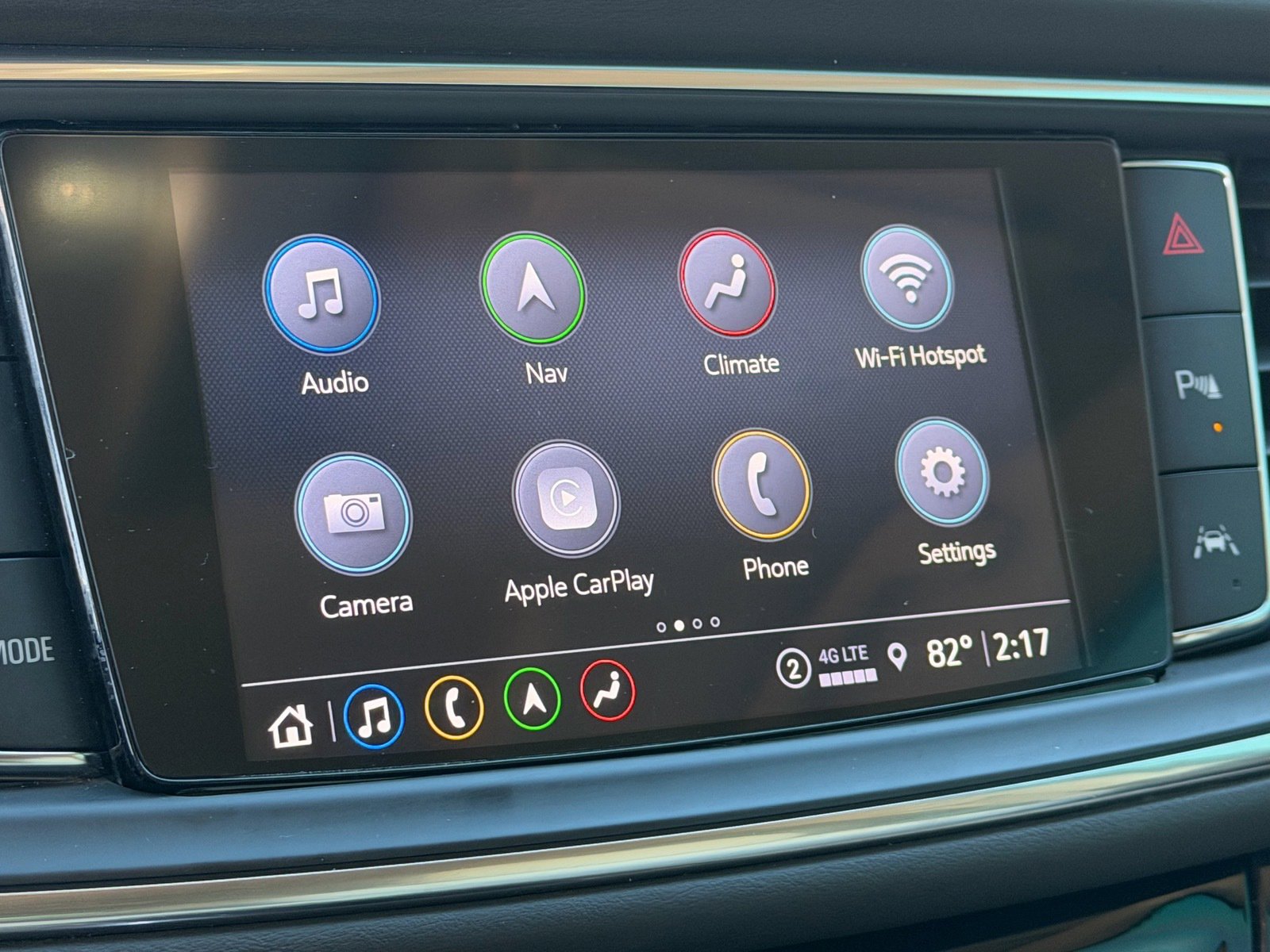 Used 2024 Buick Enclave Essence w/ Experience Buick Package image 27