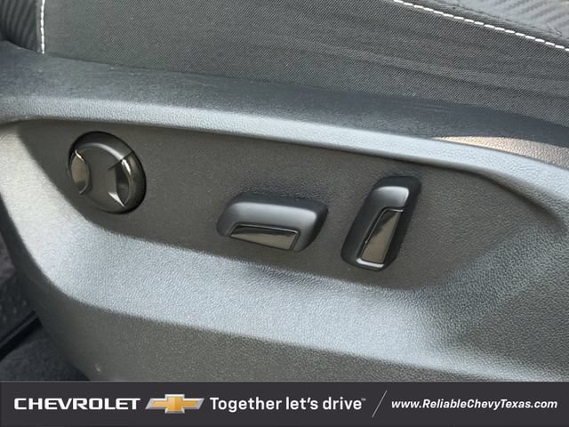 Used 2024 Volkswagen Atlas Cross Sport SE FWD image 29
