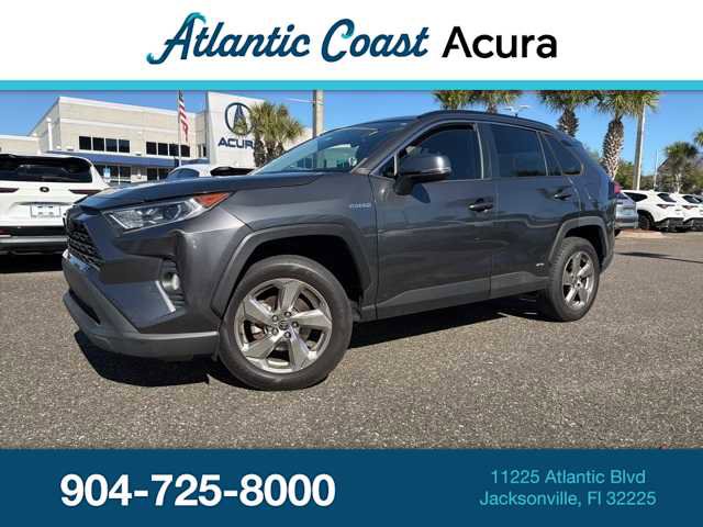 Used 2021 Toyota RAV4 XLE Premium image 1