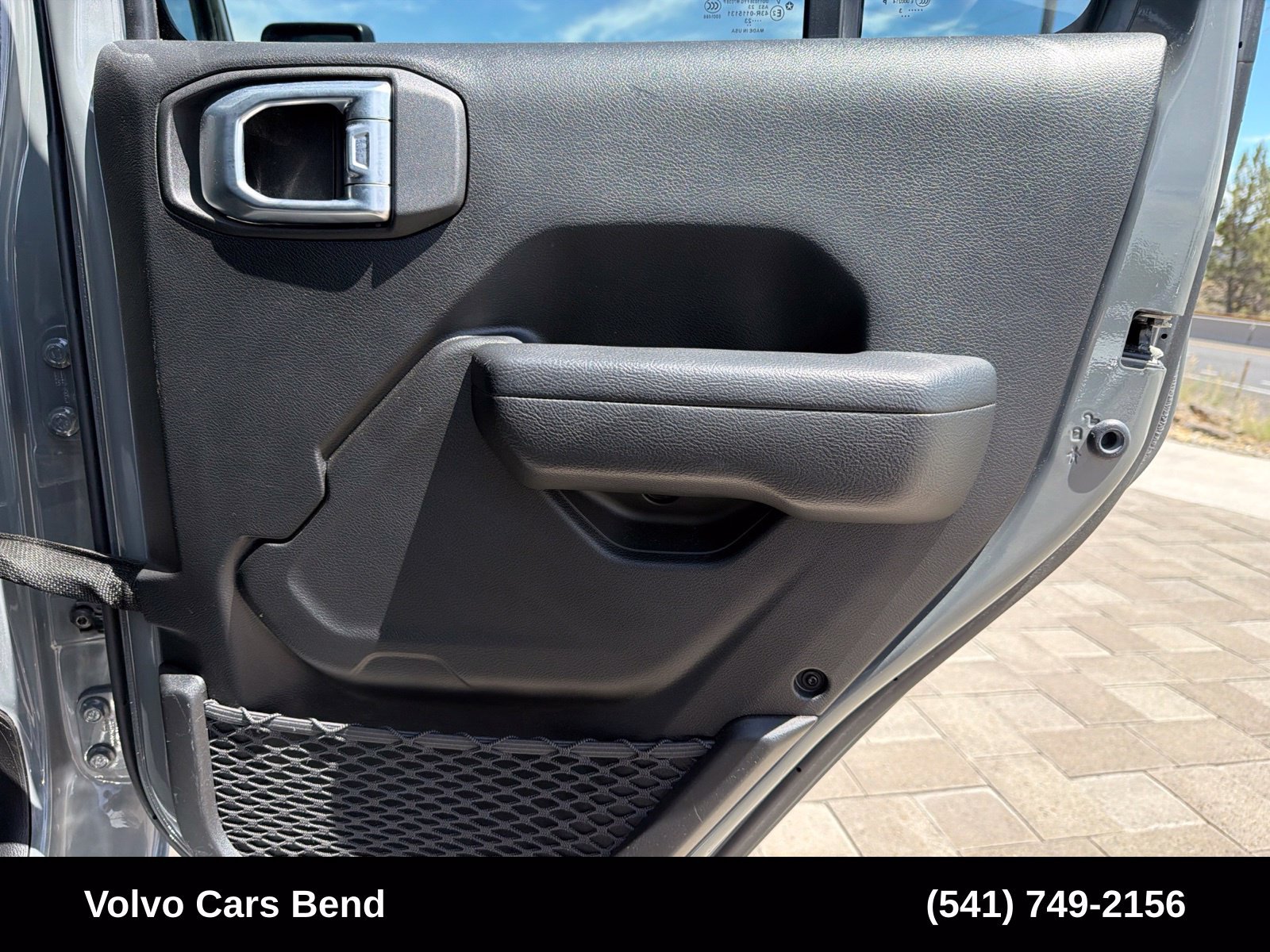 Used 2023 Jeep Wrangler Unlimited w/ 8.4" Radio Group AWD/4WD image 23