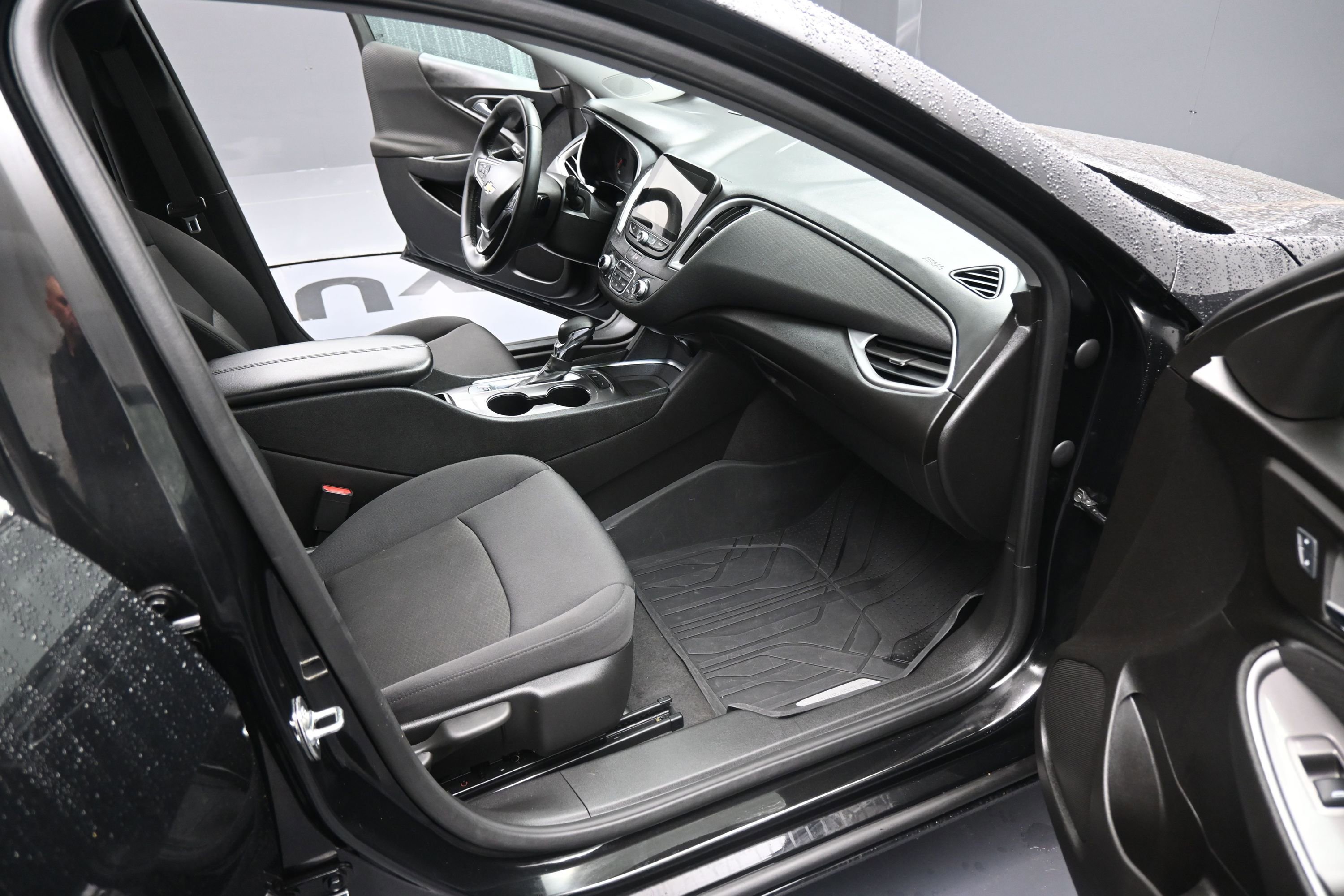 Used 2024 Chevrolet Malibu LT w/ Midnight Edition FWD image 20