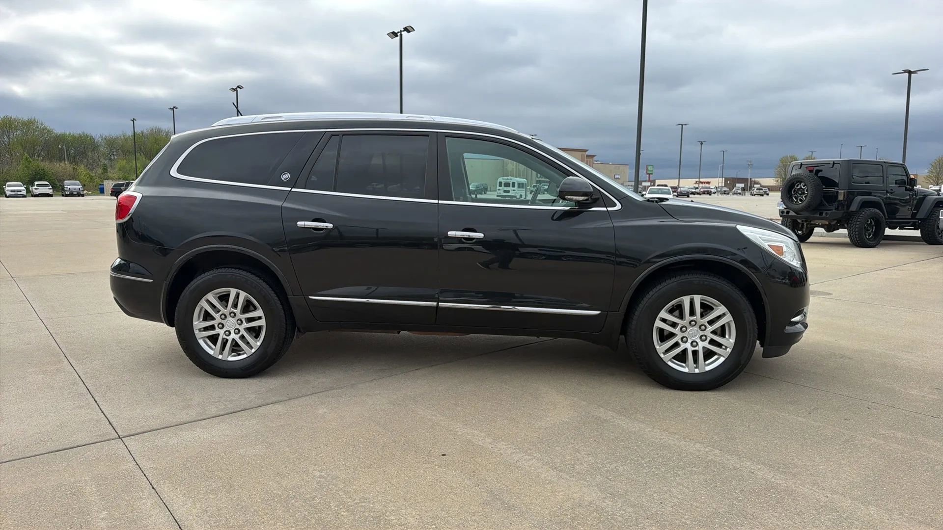 Used 2015 Buick Enclave Convenience FWD image 22