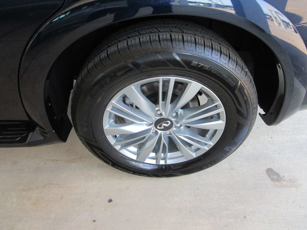 Used 2024 INFINITI QX80 Luxe RWD image 11