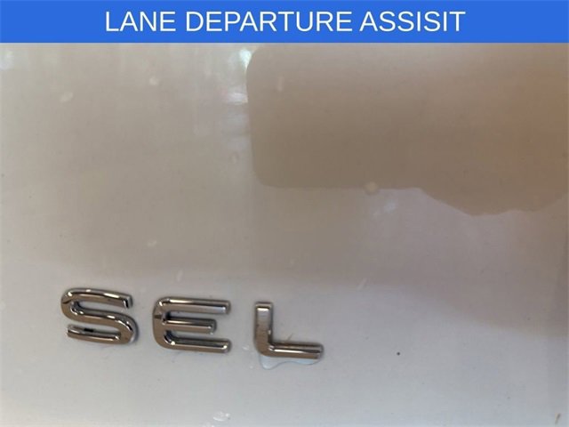 Used 2023 Volkswagen Atlas Cross Sport SEL image 12