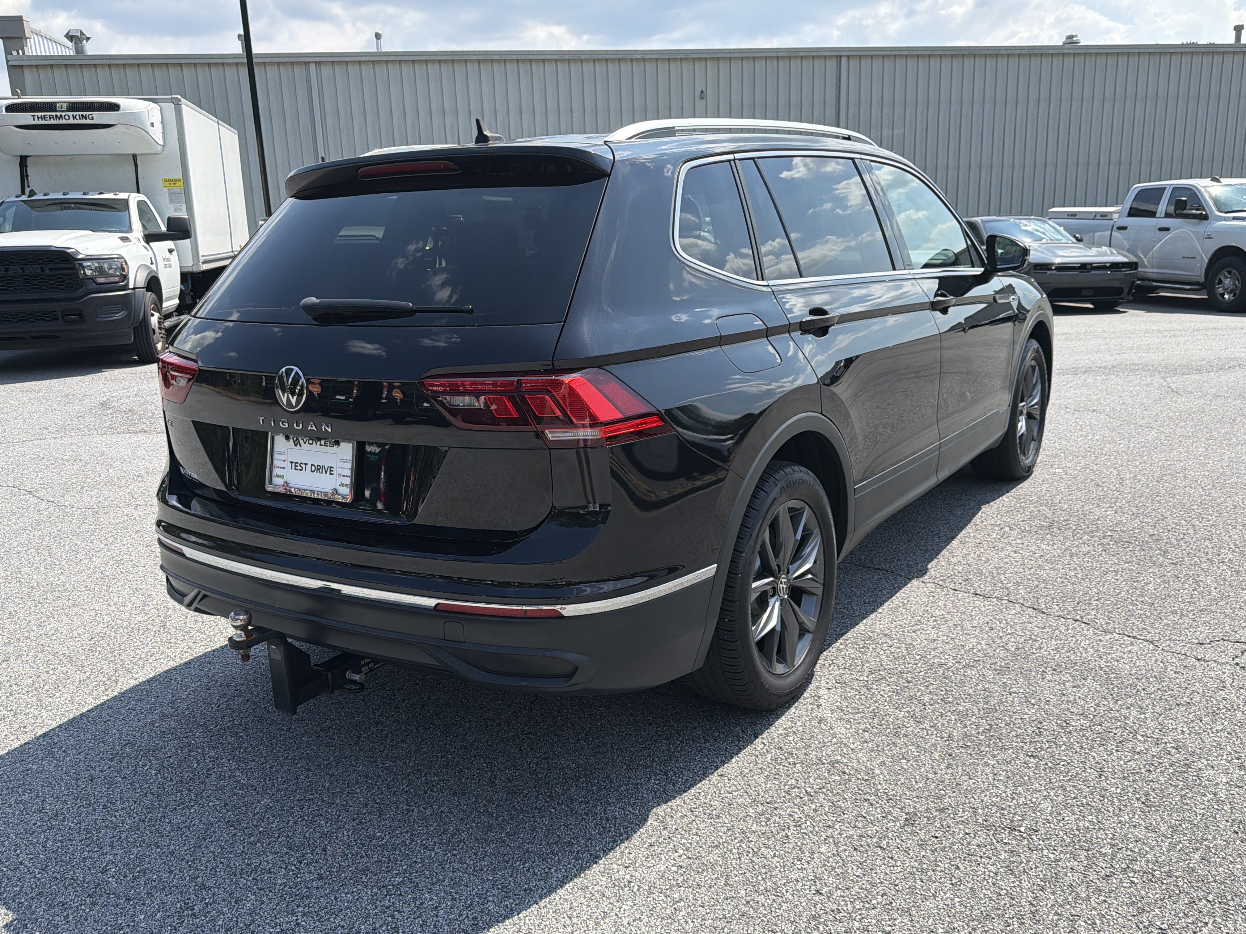 Used 2022 Volkswagen Tiguan SE FWD image 8