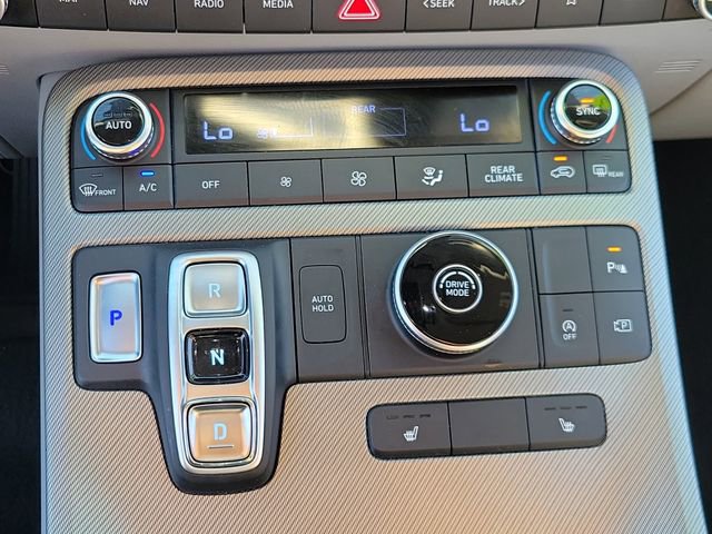 Used 2023 Hyundai Palisade SEL image 22