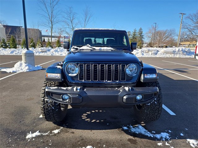 Used 2025 Jeep Gladiator Sport image 7