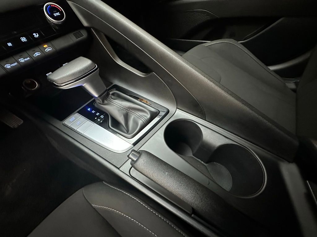 Certified 2023 Hyundai Elantra SEL image 19