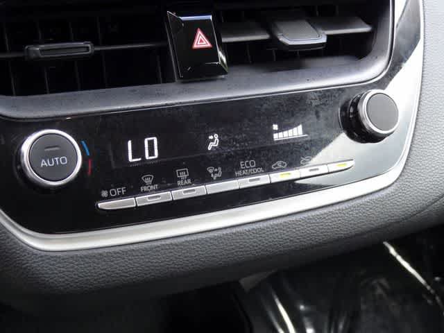 Used 2025 Toyota Corolla LE FWD image 27