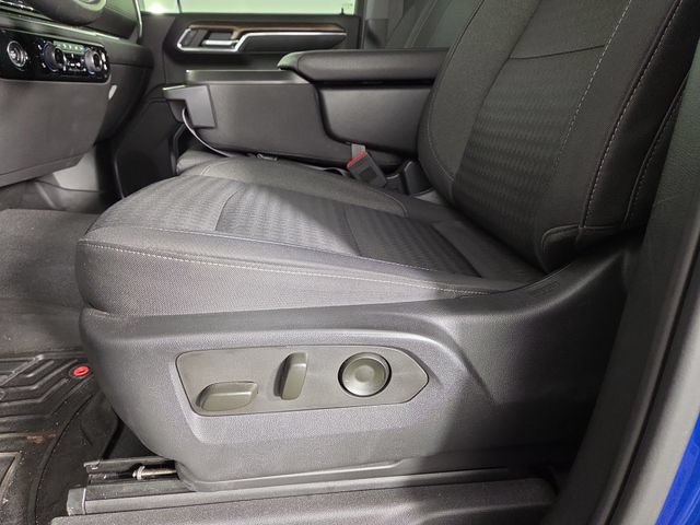 Used 2023 Chevrolet Silverado 1500 LT Trail Boss w/ LPO, Dark Essentials Package AWD/4WD image 30