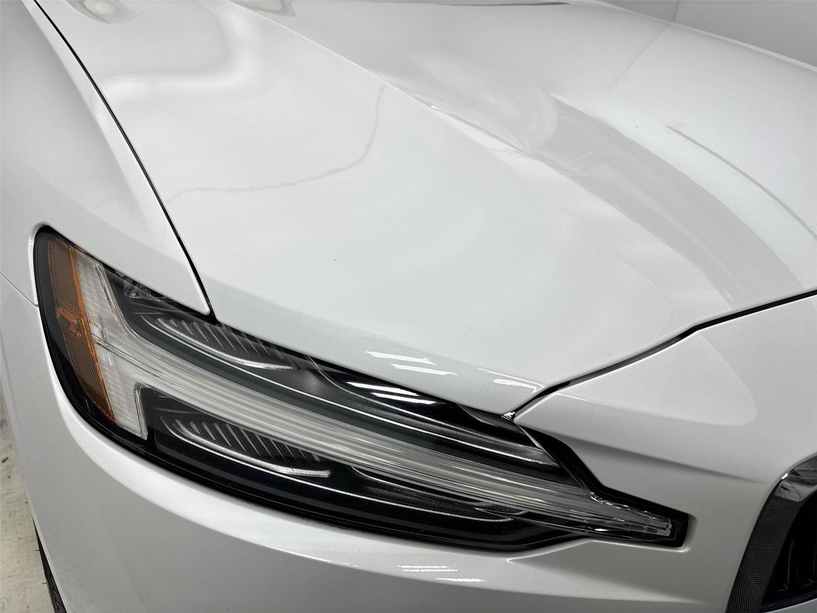 Used 2020 Volvo S60 T5 Momentum FWD image 18