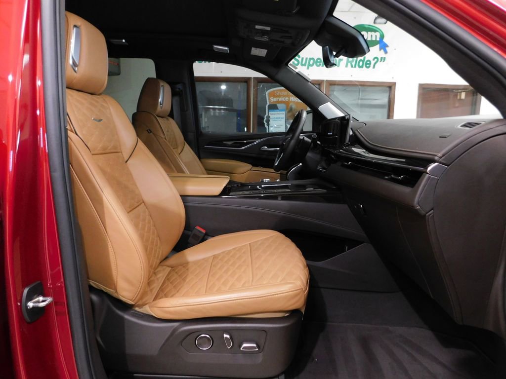 Used 2024 Cadillac Escalade Premium Luxury w/ Touring Package image 99