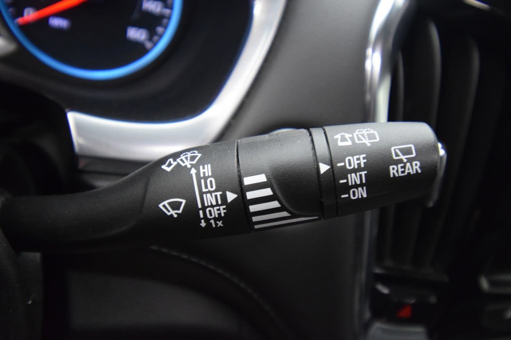 Used 2021 Chevrolet Traverse High Country w/ LPO, Floor Liner Package FWD image 40