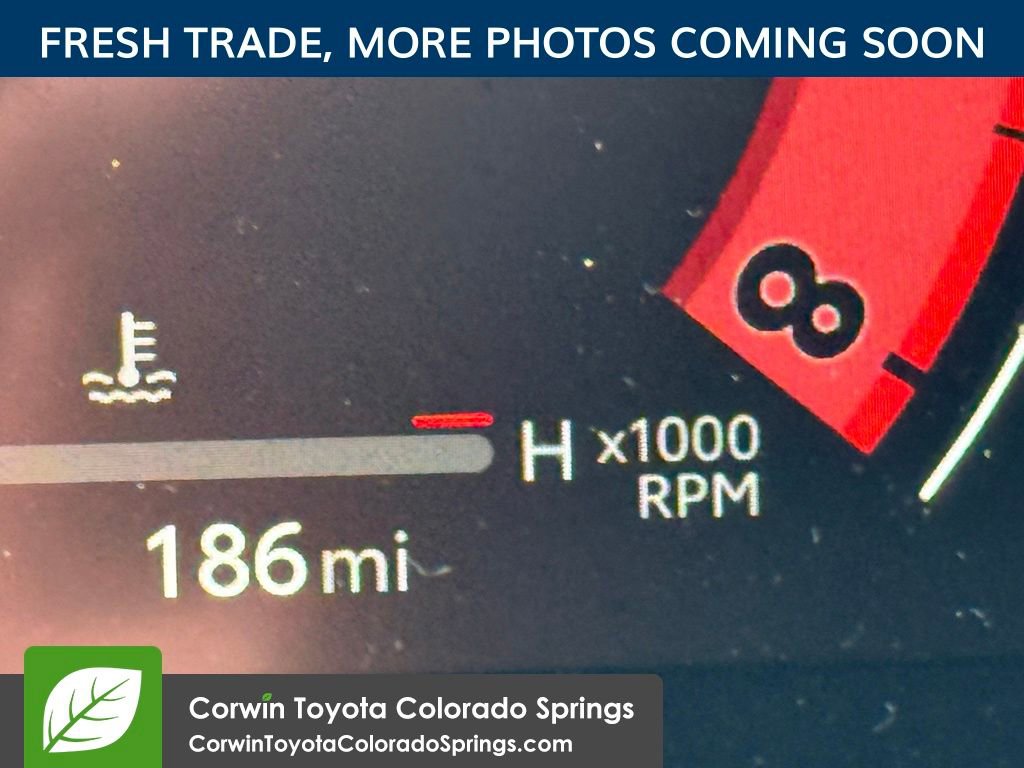 Used 2026 Toyota Highlander XSE image 11