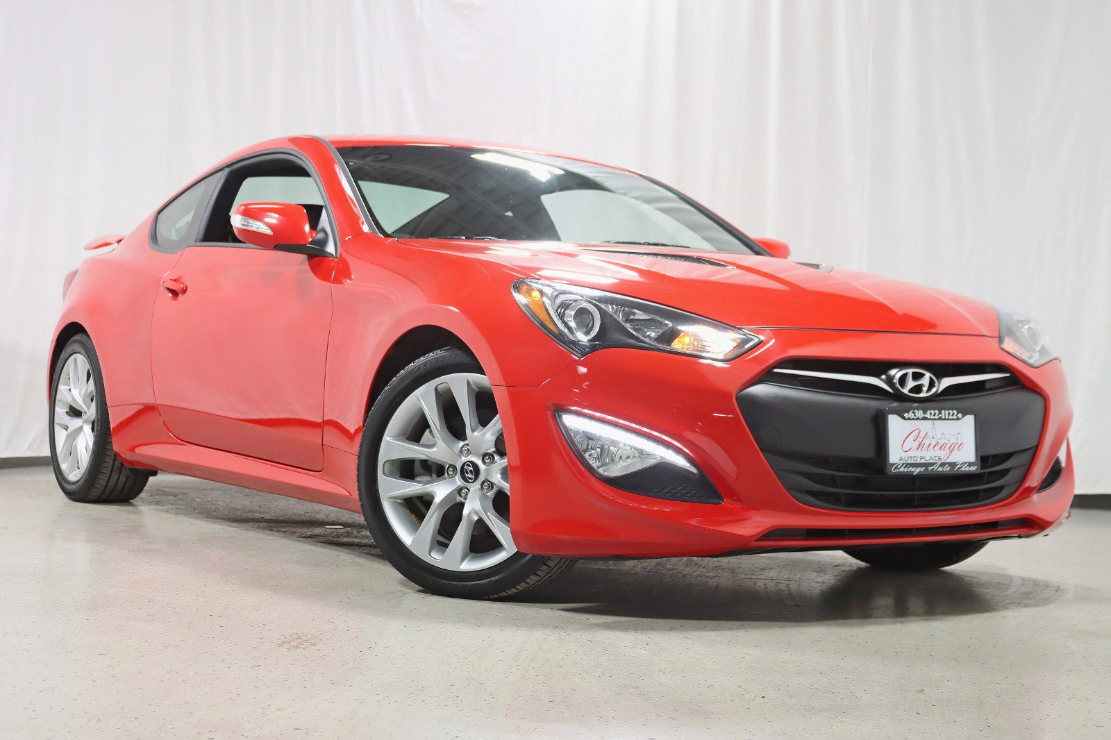 Used 2015 Hyundai Genesis 3.8 image 7