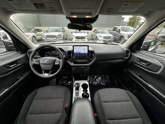 Used 2024 Ford Bronco Sport Big Bend w/ Convenience Package AWD/4WD image 3