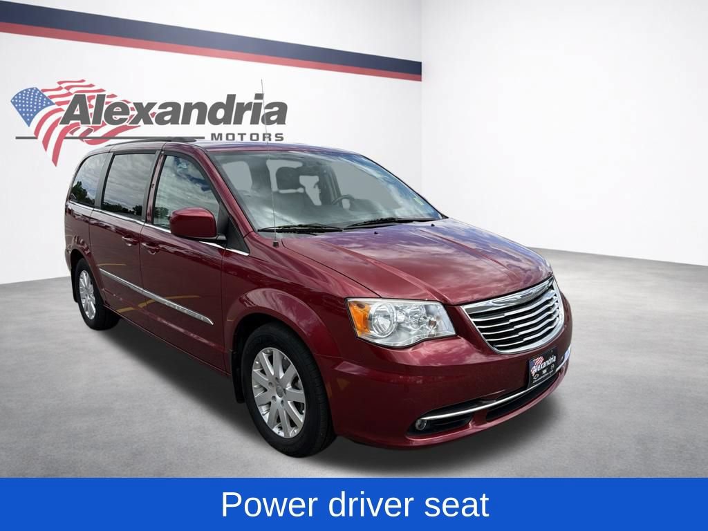 Used 2014 Chrysler Town & Country Touring FWD image 3