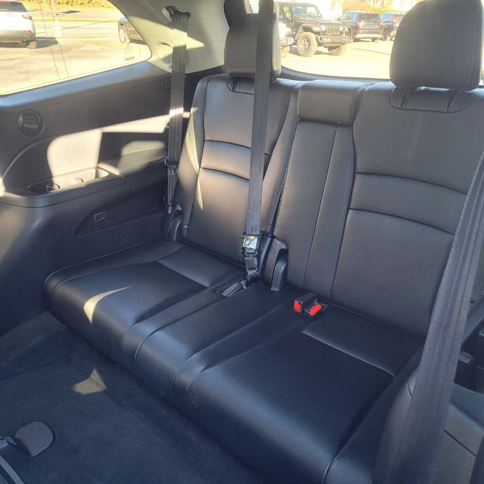 Used 2017 Honda Pilot Elite image 42