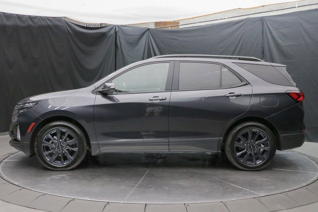 Used 2023 Chevrolet Equinox RS w/ RS Leather Package image 9