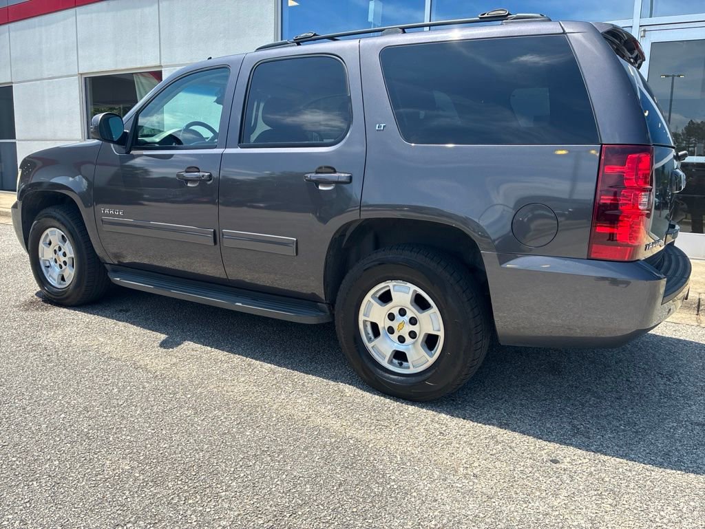 Used 2010 Chevrolet Tahoe LT RWD image 2