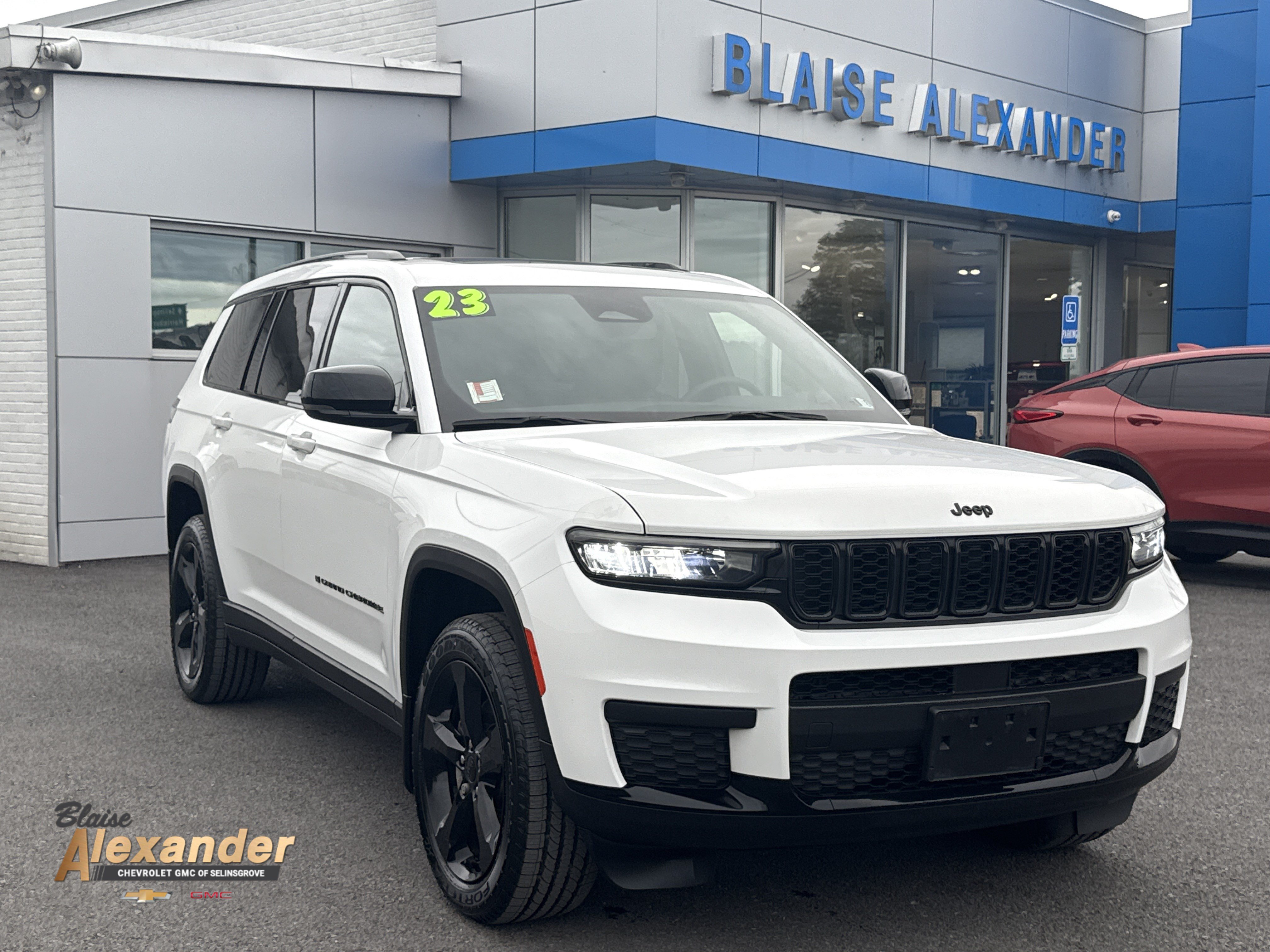 Used 2023 Jeep Grand Cherokee L Laredo