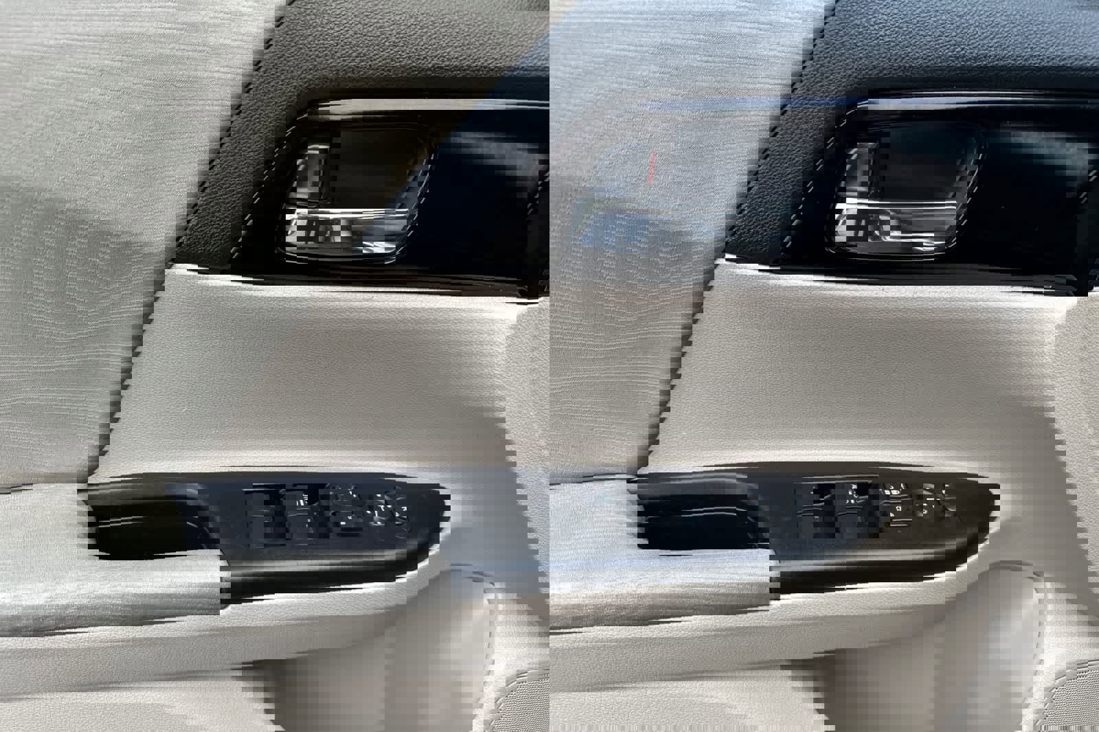 Used 2017 Honda Accord LX image 12