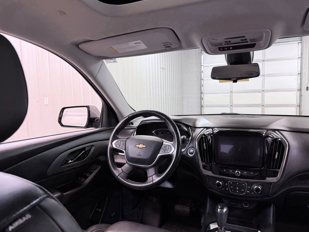 Used 2019 Chevrolet Traverse LT w/ LT Premium Package FWD image 27