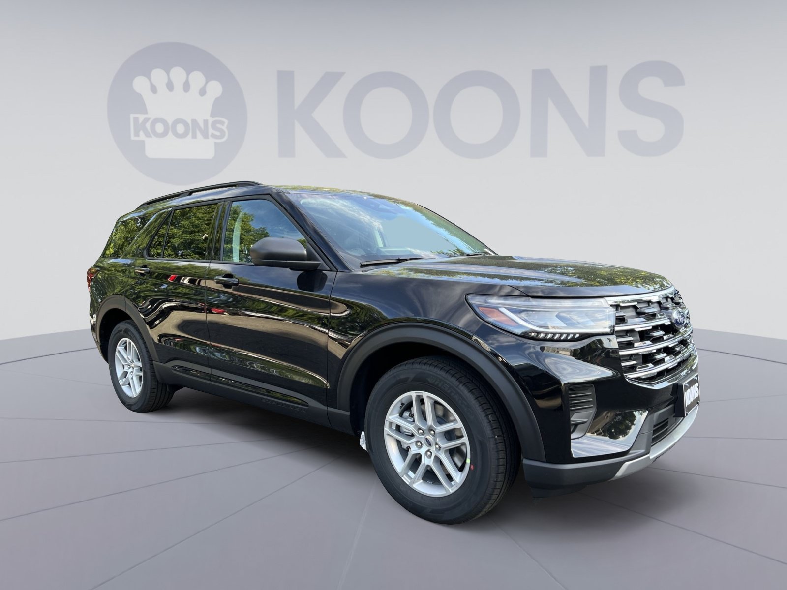New 2026 Ford Explorer Active AWD/4WD image 2