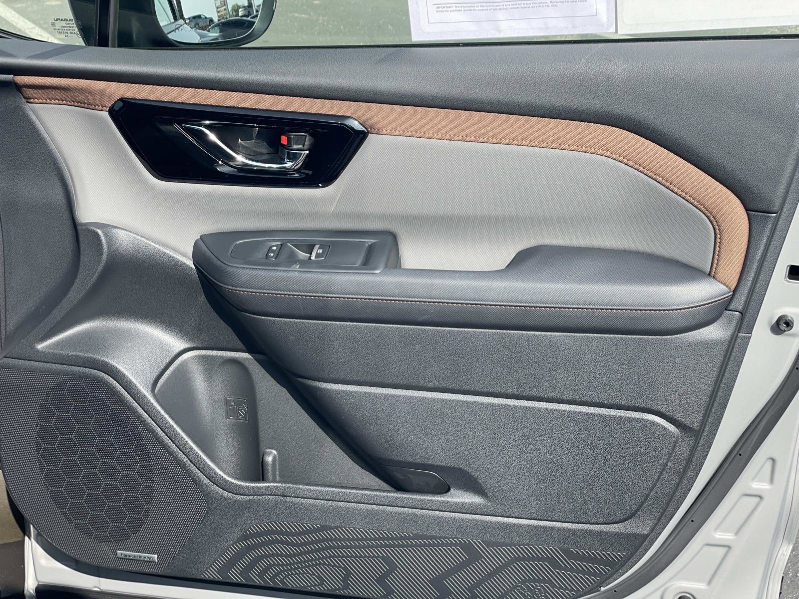 Used 2025 Subaru Forester Sport image 25