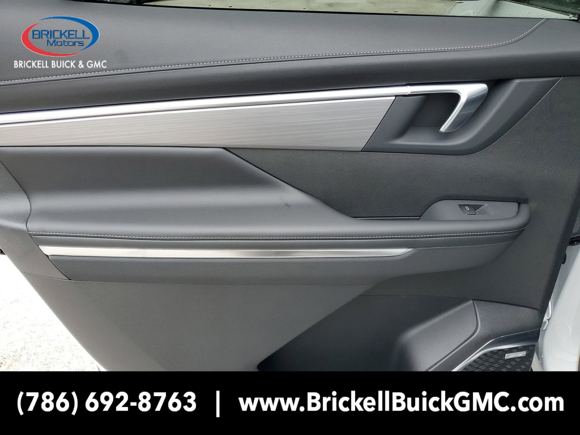 New 2025 Buick Enclave Preferred w/ Power Package image 9