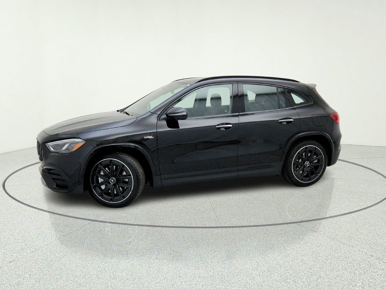 New 2026 Mercedes-Benz GLA 35 AMG 4MATIC image 15