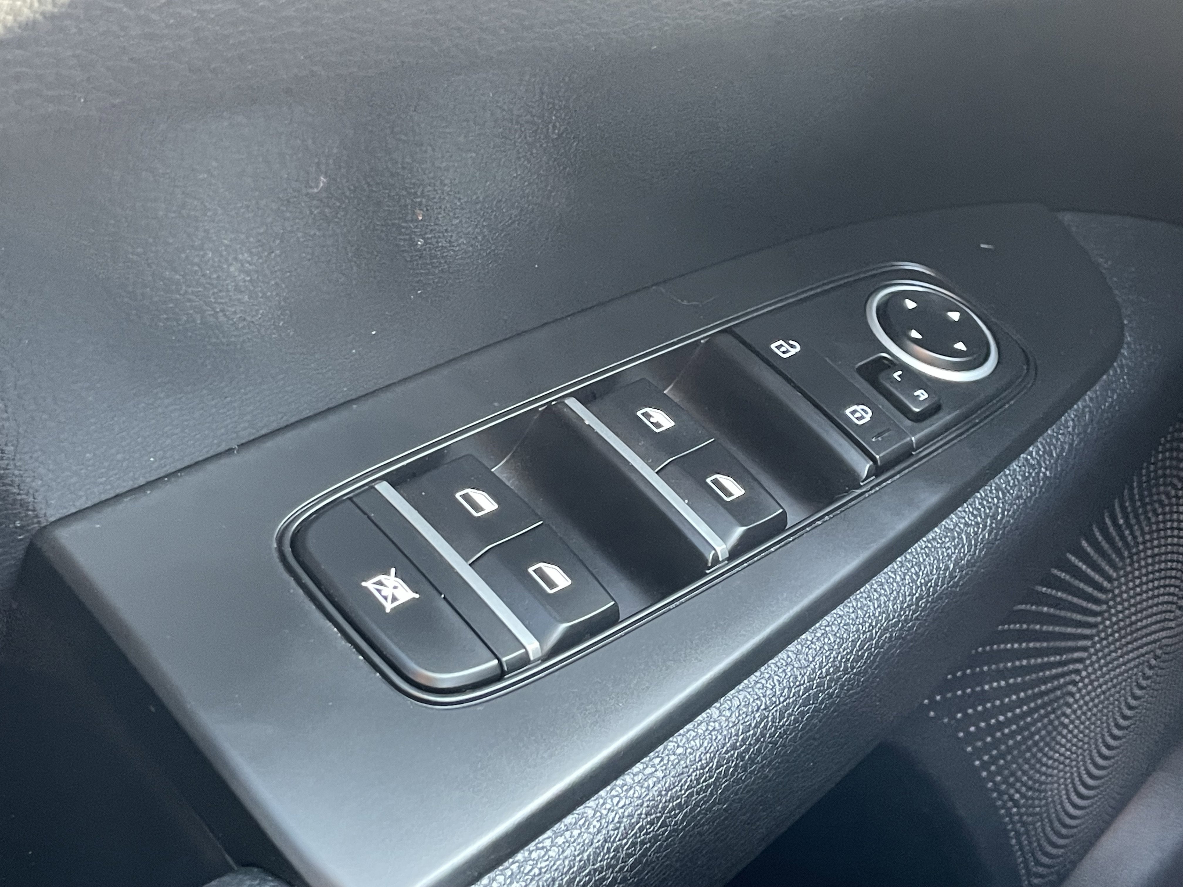 Certified 2024 Kia Forte LXS w/ LXS Technology Package image 15