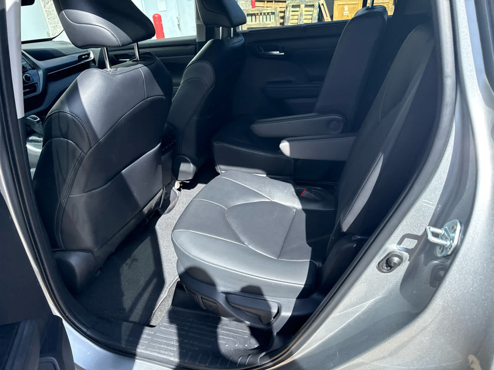 Certified 2025 Toyota Highlander XLE AWD/4WD image 8