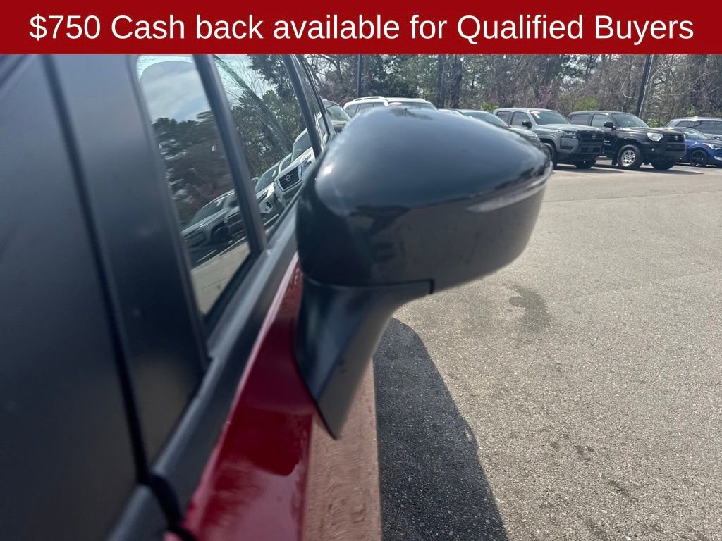 New 2025 Nissan Versa SR w/ Trunk Package FWD image 33