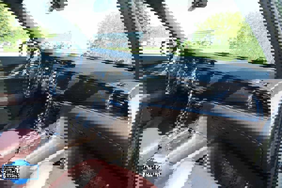 Used 2023 Cadillac XT6 Premium Luxury image 57