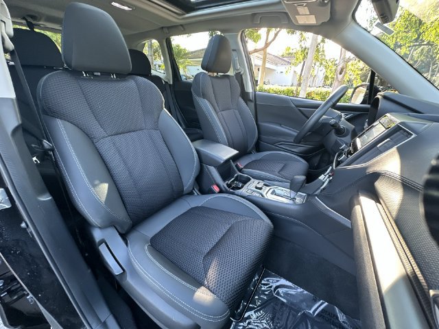 Certified 2022 Subaru Forester Premium w/ Popular Package #2 AWD/4WD image 26