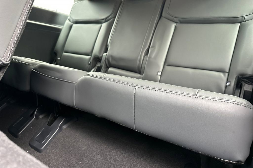 New 2026 Ford Expedition Active image 12