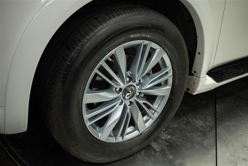 Used 2024 INFINITI QX80 Luxe image 4