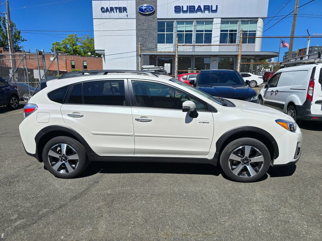 Used 2016 Subaru Crosstrek Touring w/ Popular Package #1 AWD/4WD image 8